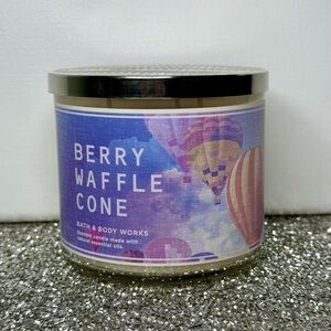 Bath and Body Works 3 Wick Candle Berry Waffle Cone Limited Edition NWT